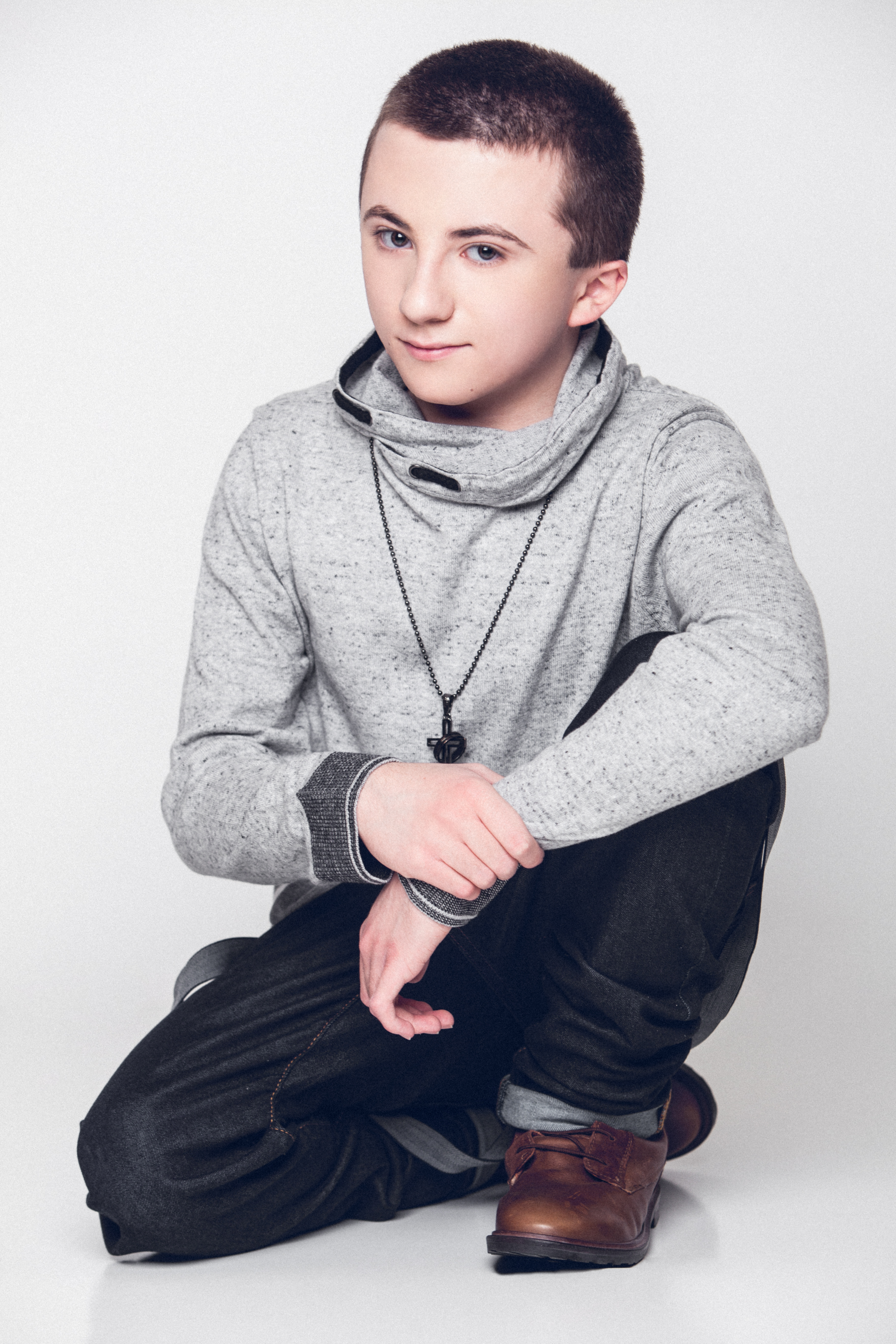 How rich is Atticus Shaffer in 2022? - How rich is Atticus S